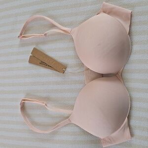 SKIMS Ultimate Push Up Plunge Bra Size:32B Primrose